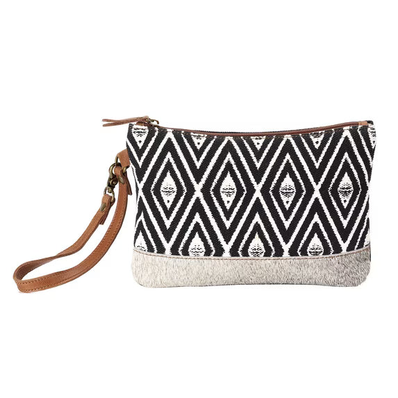 Diamaunde Clutch