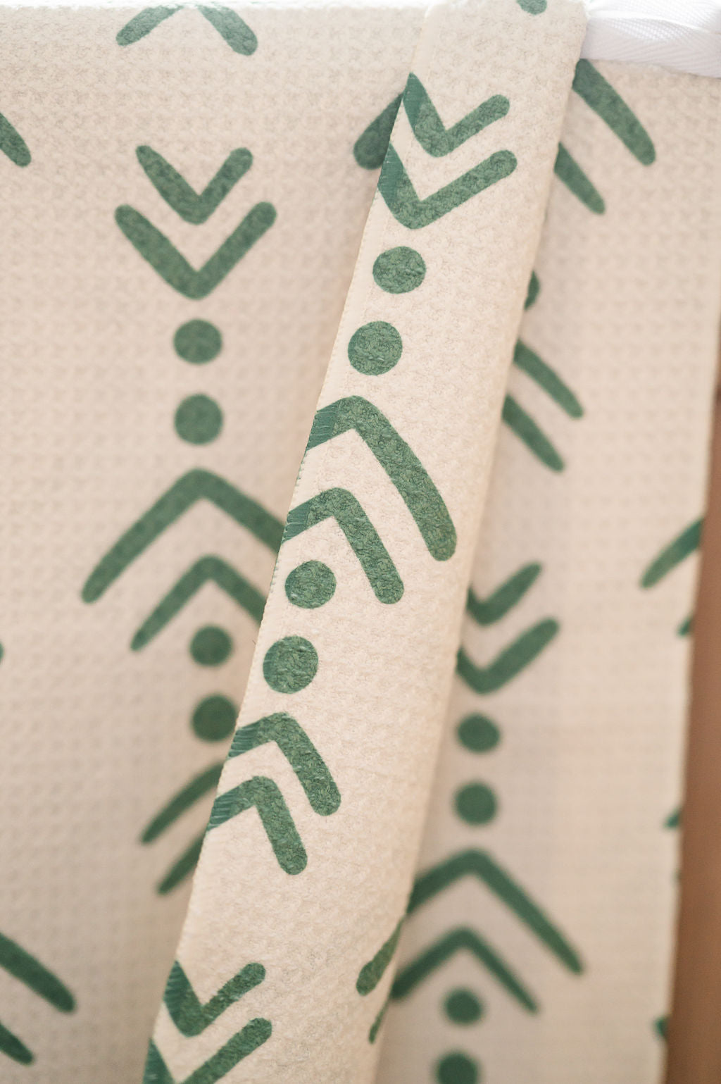 TO THE POINT KITCHEN TOWEL