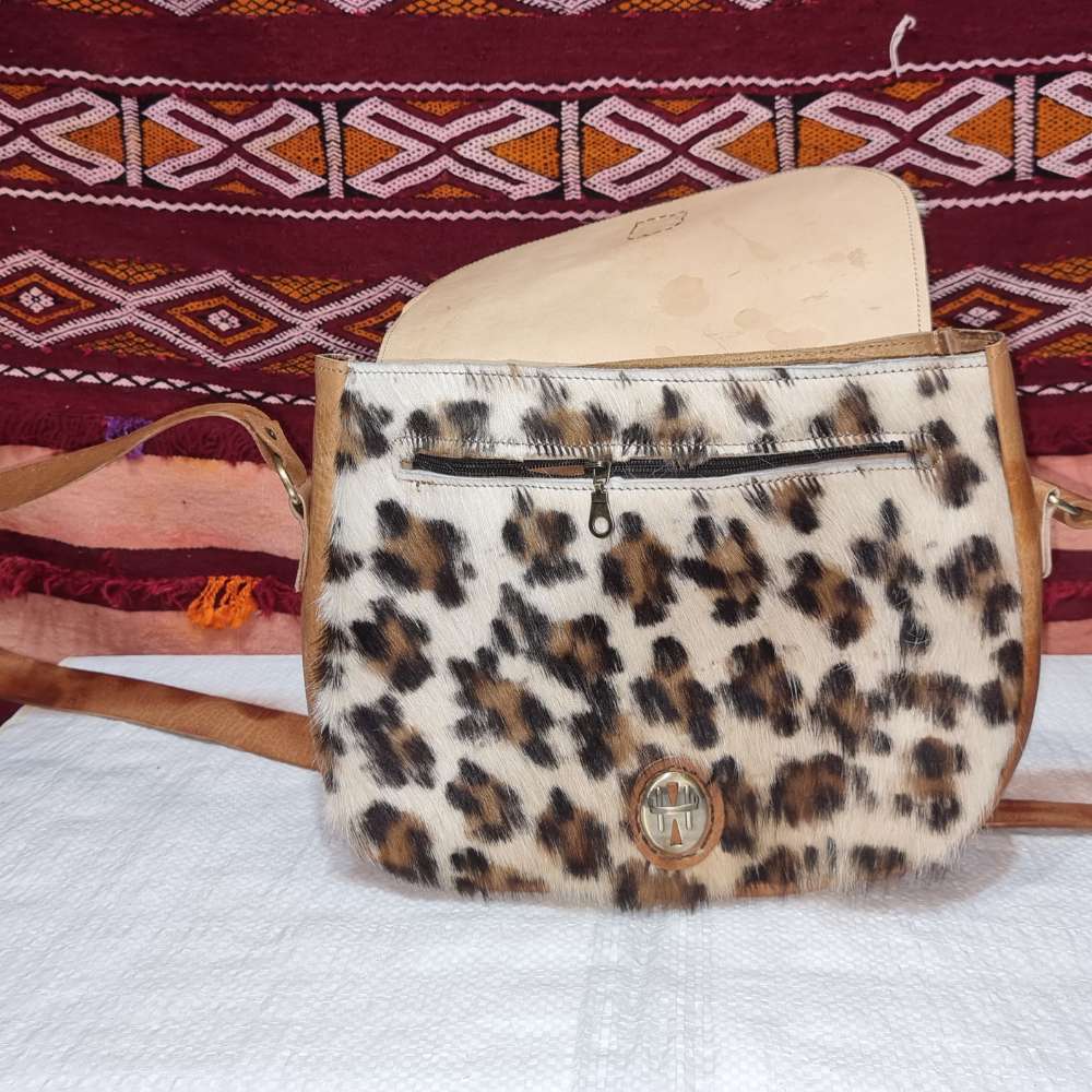 Cowhide Fur Shoulder Bag for Women – Artisan Elegance with Wild Charm