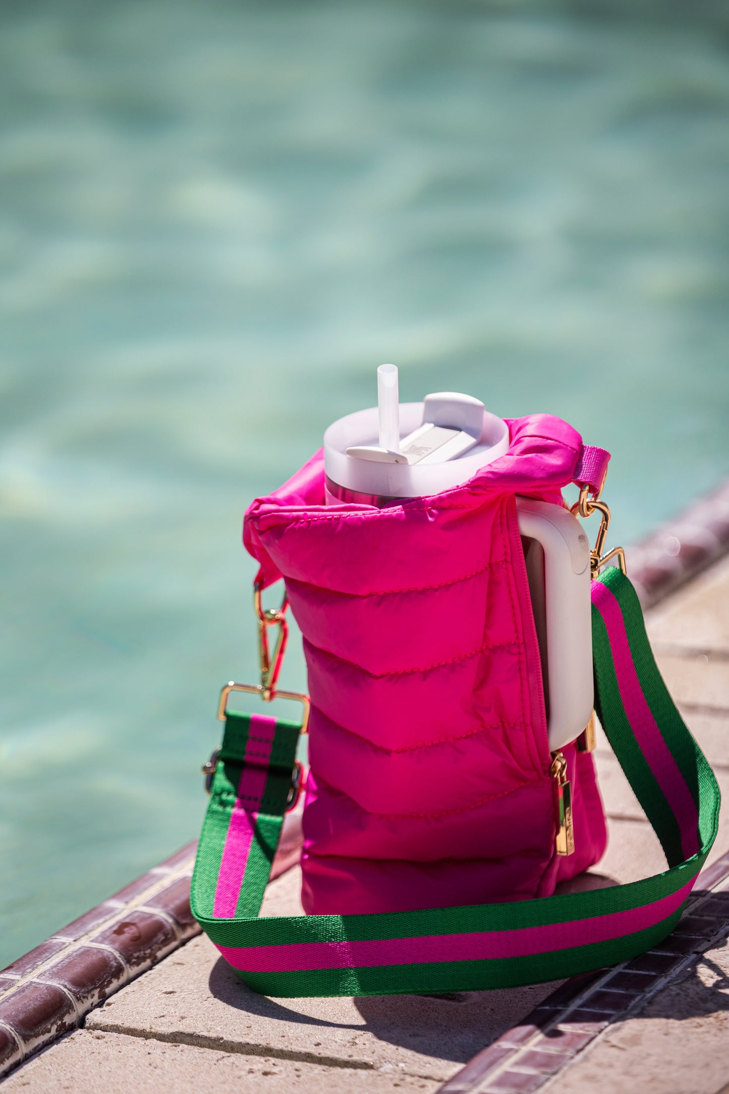 HydroBag® Handle®- Bright Pink with Pink and Green Striped Strap