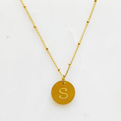 Gold‑Plated Coin Initial Necklace – Personalized Charm with Delicate Detail