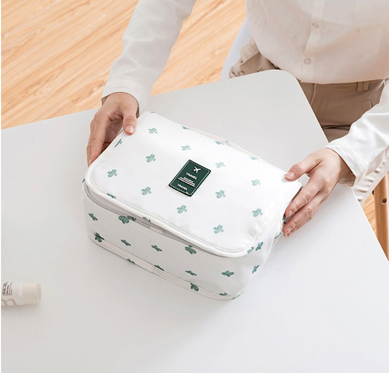 Travel Wash Bag – Compact Toiletry Organizer with Multiple Color & Pattern Options (24×20×9.5cm)