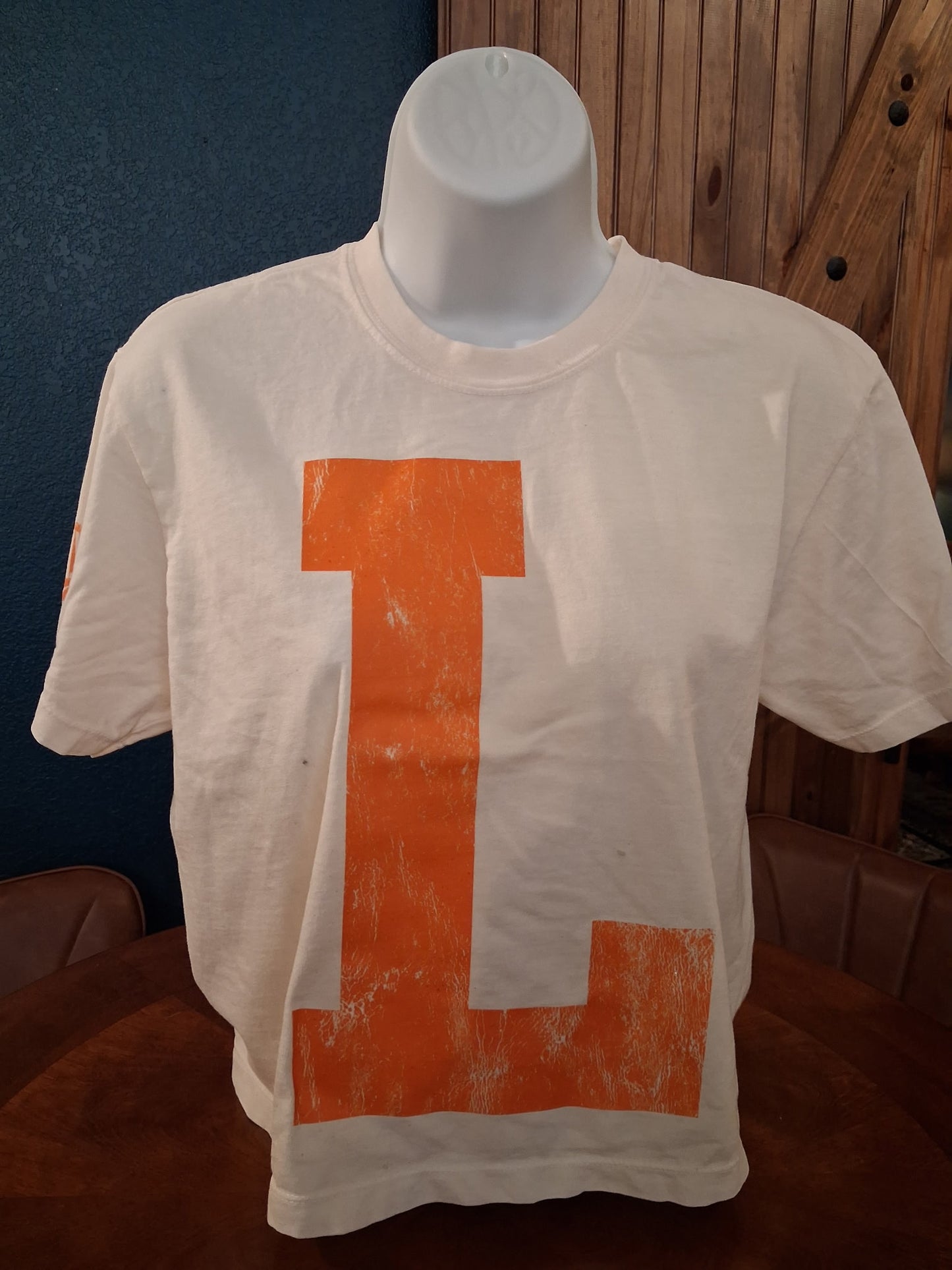 Llano Block "L" Graphic Tee – Cream & Dark Grey