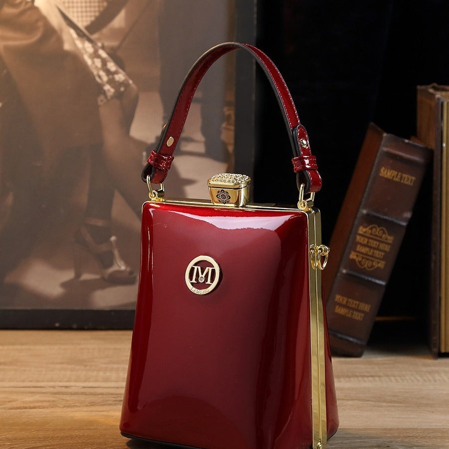 Patent Leather Glossy Shoulder & Crossbody Bag – Light Luxury All‑matching