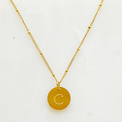 Gold‑Plated Coin Initial Necklace – Personalized Charm with Delicate Detail