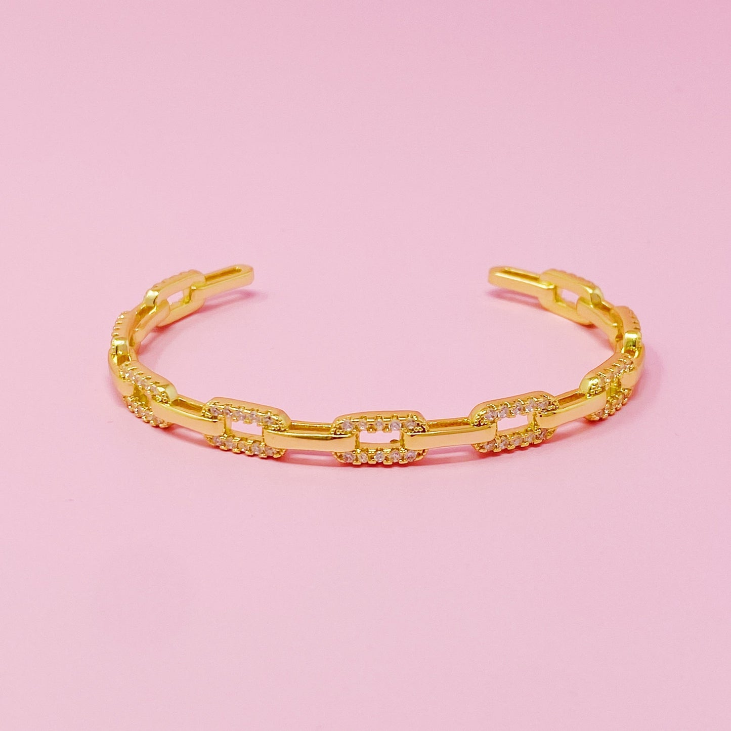 Alternating Link Open Bangle Bracelet – Effortless Glam with a Modern Twist
