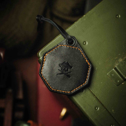 Peso Pocket v4 Challenge Coin Holder – Handmade Octagonal Leather Coin Slip with Lanyard | Fits 40mm, 45mm &amp; 50mm Coins | EDC Coin Holder