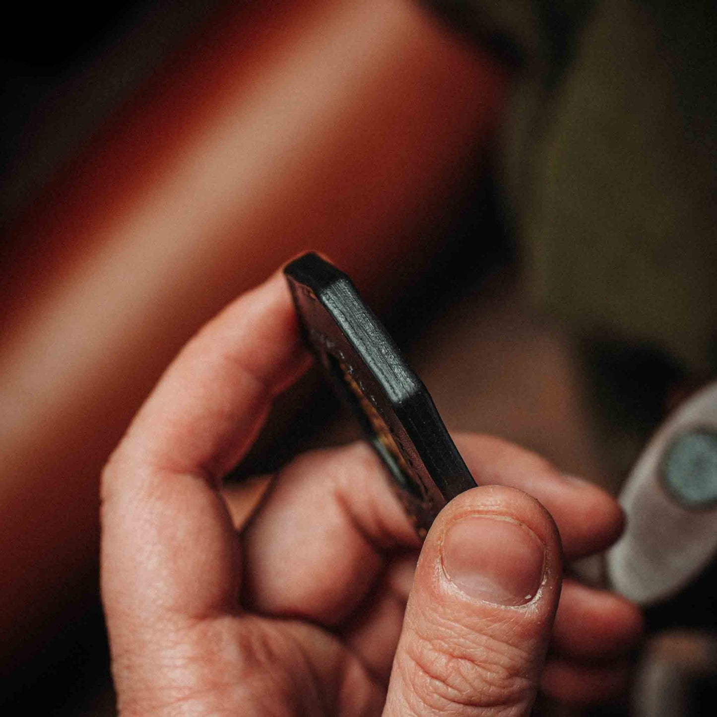 Peso Pocket v4 Challenge Coin Holder – Handmade Octagonal Leather Coin Slip with Lanyard | Fits 40mm, 45mm &amp; 50mm Coins | EDC Coin Holder