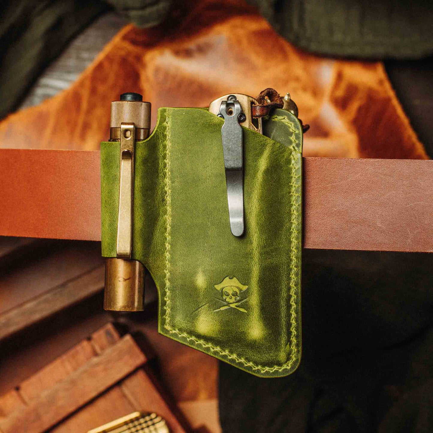 Belt Knife Sheath - V4 | Leather EDC | Knife Holder - Smart Belt Cutouts for Everyday Carry