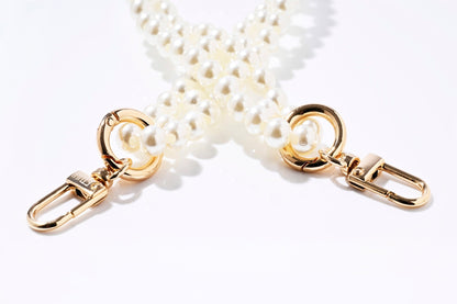 Emily Chain – White Parisian Style | ETUUI® Pearl Phone Strap
