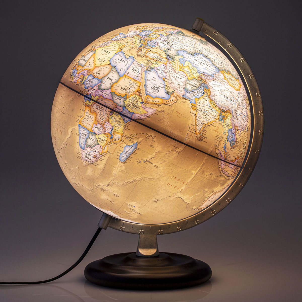 Ambassador Globe