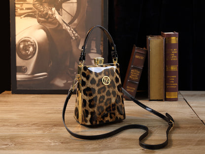 Patent Leather Glossy Shoulder & Crossbody Bag – Light Luxury All‑matching