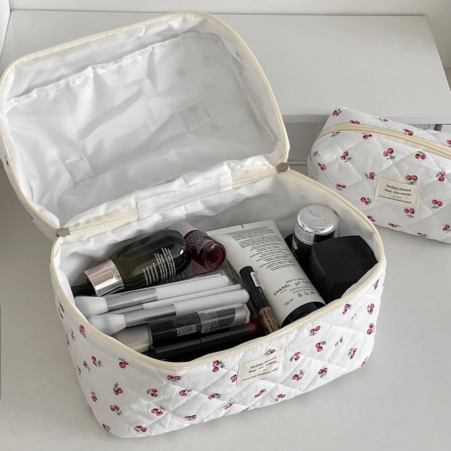 Quilted Berry Cosmetic Bag – Fresh & Sweet Travel Organizer Bag Girl Portable