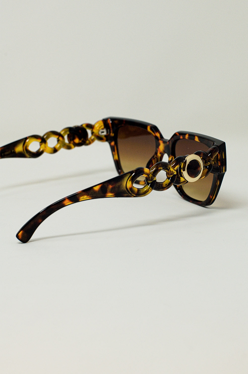 Oversized Cat Eye Sunglasses - Brown Vintage Elegance