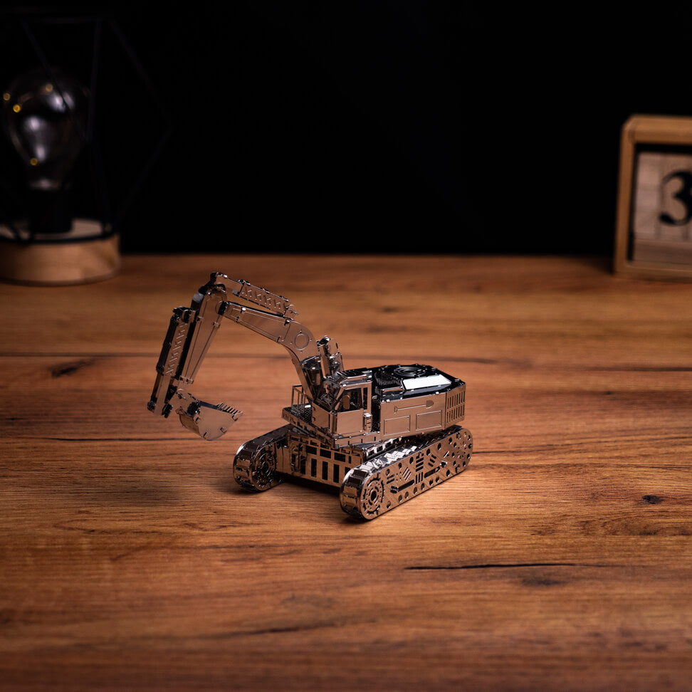 Tireless Digger Excavator: Excavator Model Kit – Build the Muscle Behind the Mission